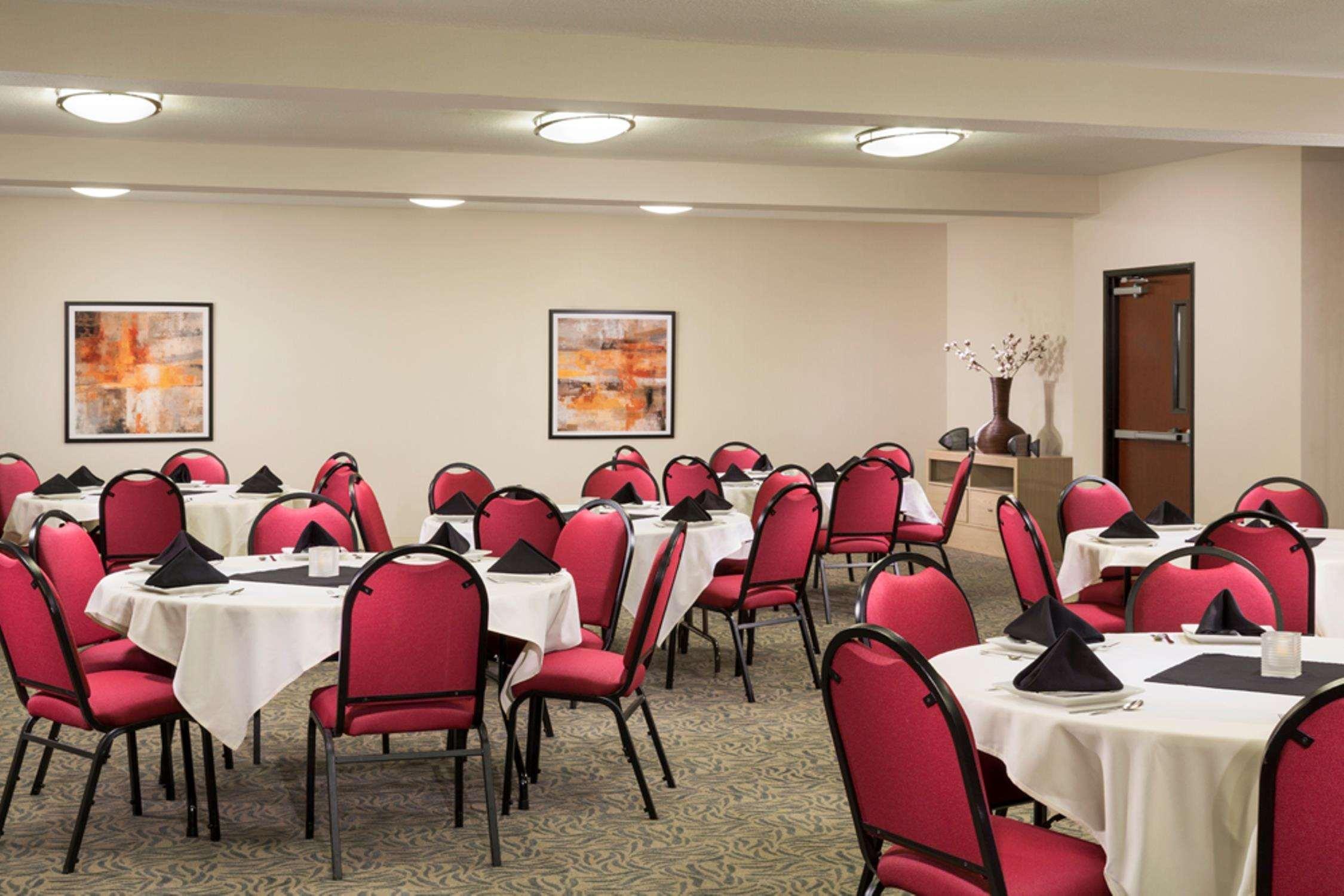Doubletree By Hilton ונקובר מראה חיצוני תמונה